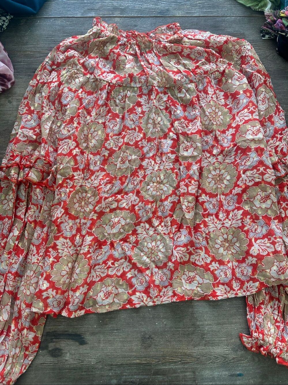 Oliphant Floral Metallic Lurex Blouse Small Balloon Sleeve Boho Resort Top